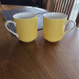 Mid Century Mikasa Japan Focus-Shape Yellow Pair Of Coffee Cups
